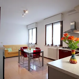 Appartamento House In Color, Sant'antonio (Mantova)